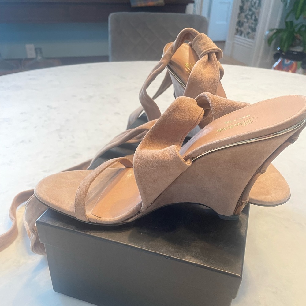 GUCCI Bamboo Accent Suede Sandals - Picture 2 of 15